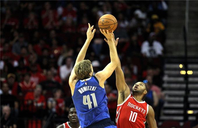 小牛队遭遇短期连败，球队寻找突破口的简单介绍