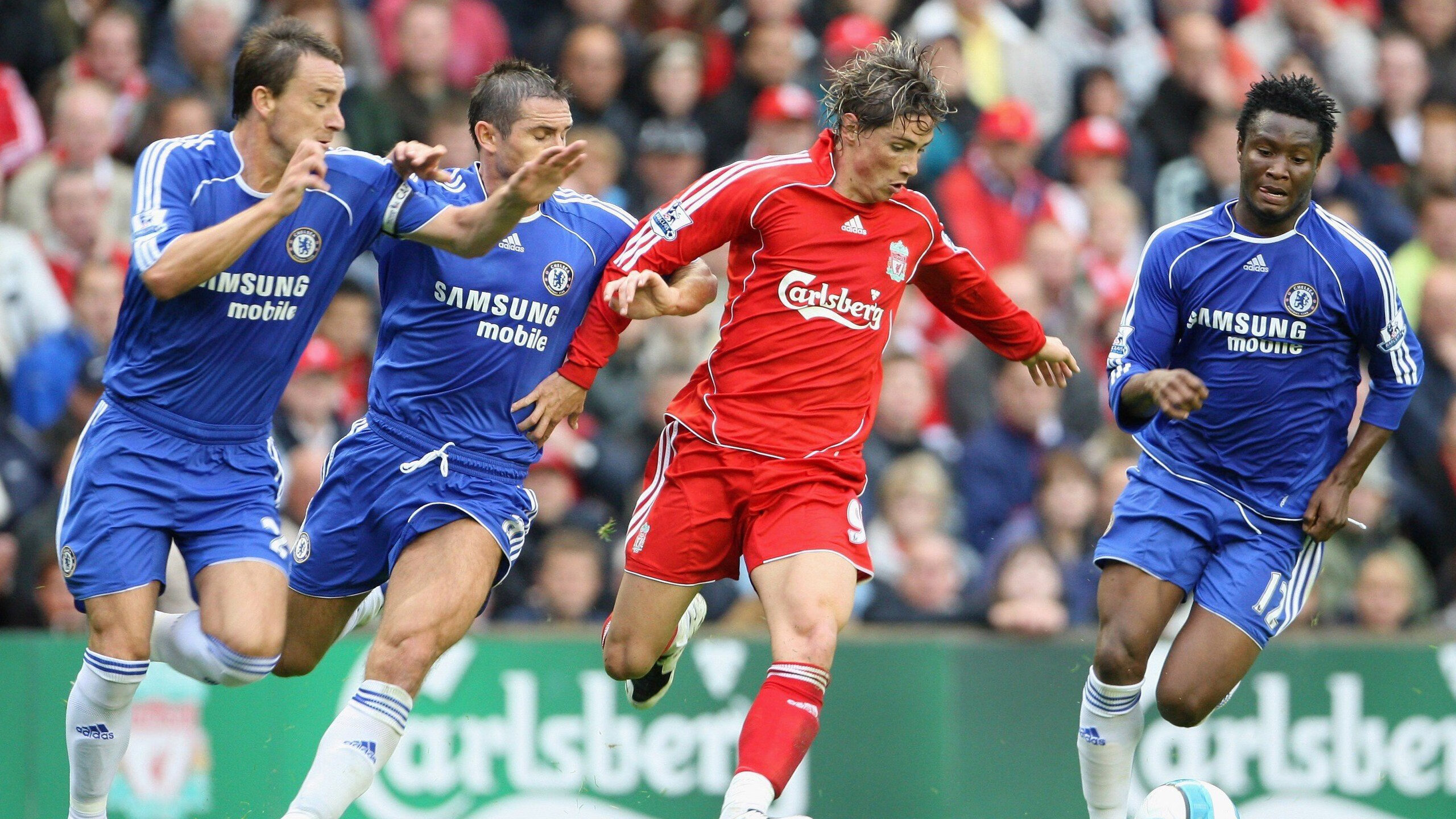 尼斯对阵苏格兰，奥利维耶一肩扛起全队，铸就绿茵传奇