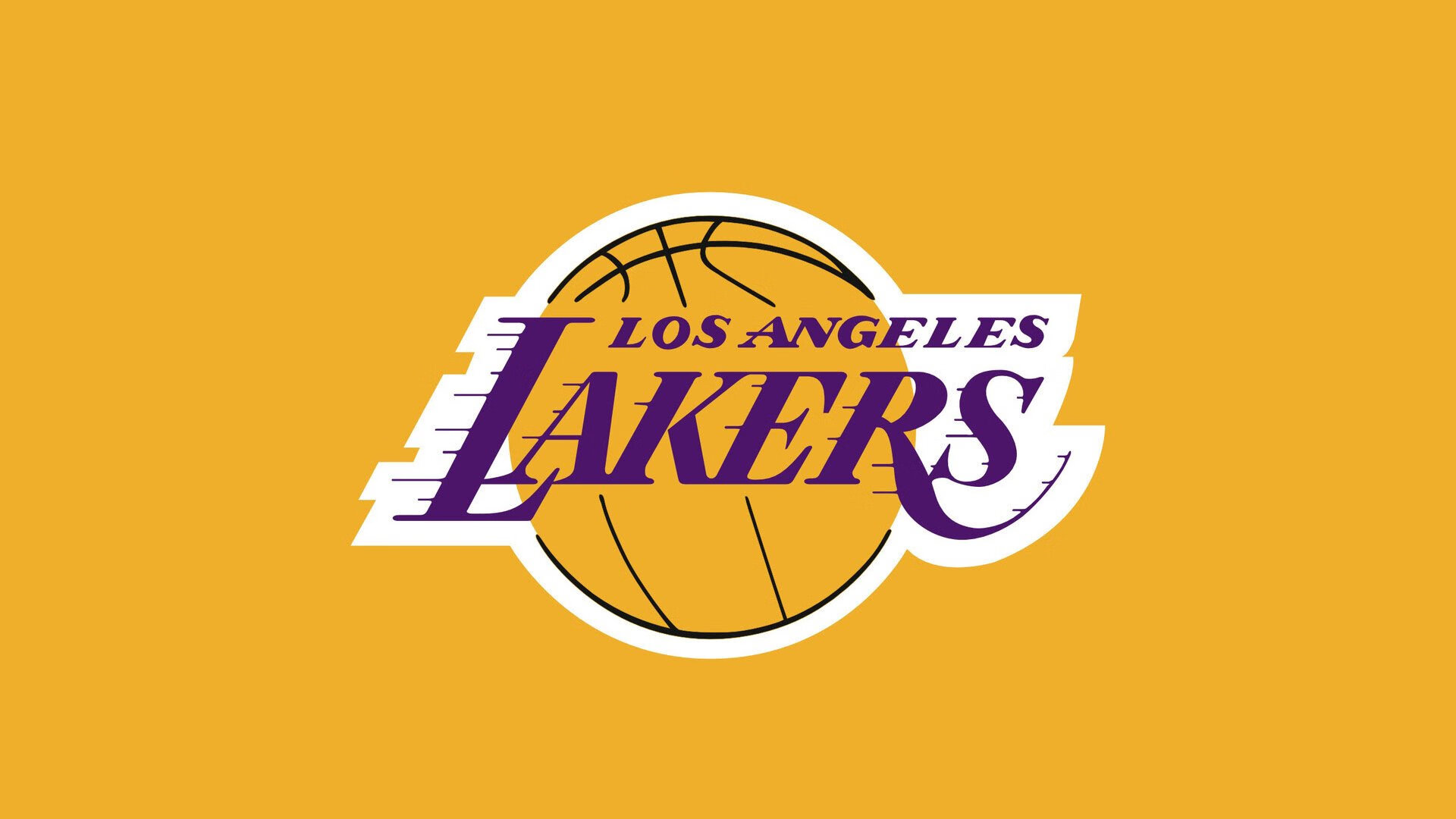 跨界主宰,欧文F1首秀魔术时刻,竟暗合NBA赛场玄机?